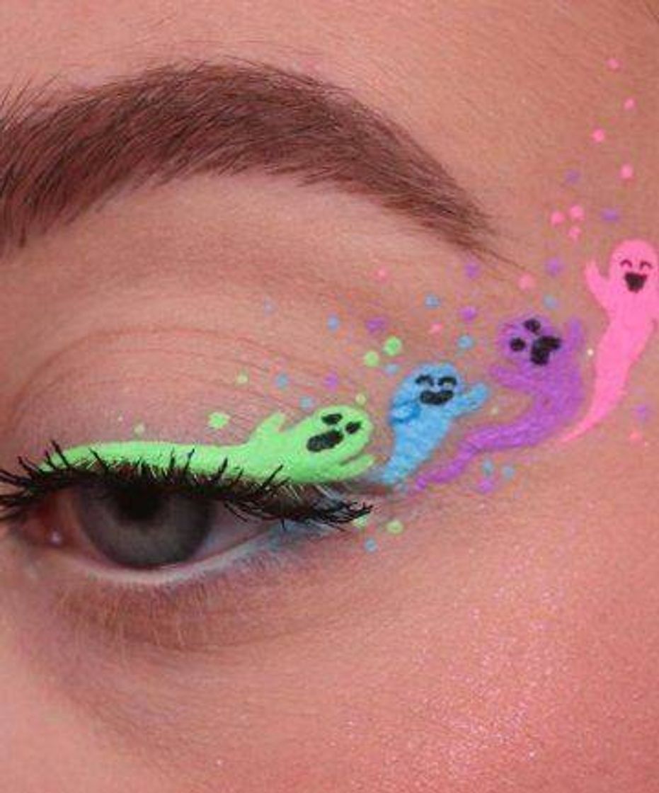 Moda Eye makeup