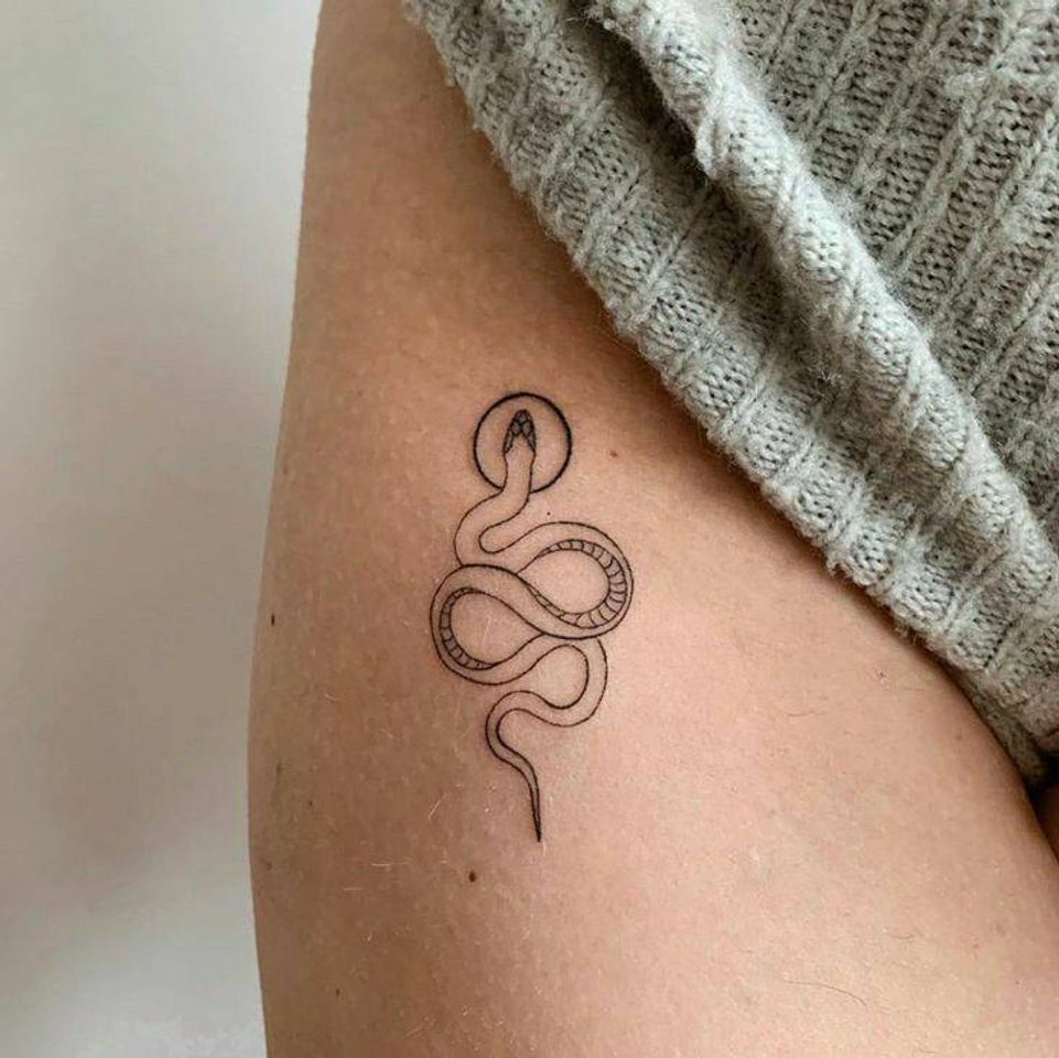 Moda Tatto cobra 