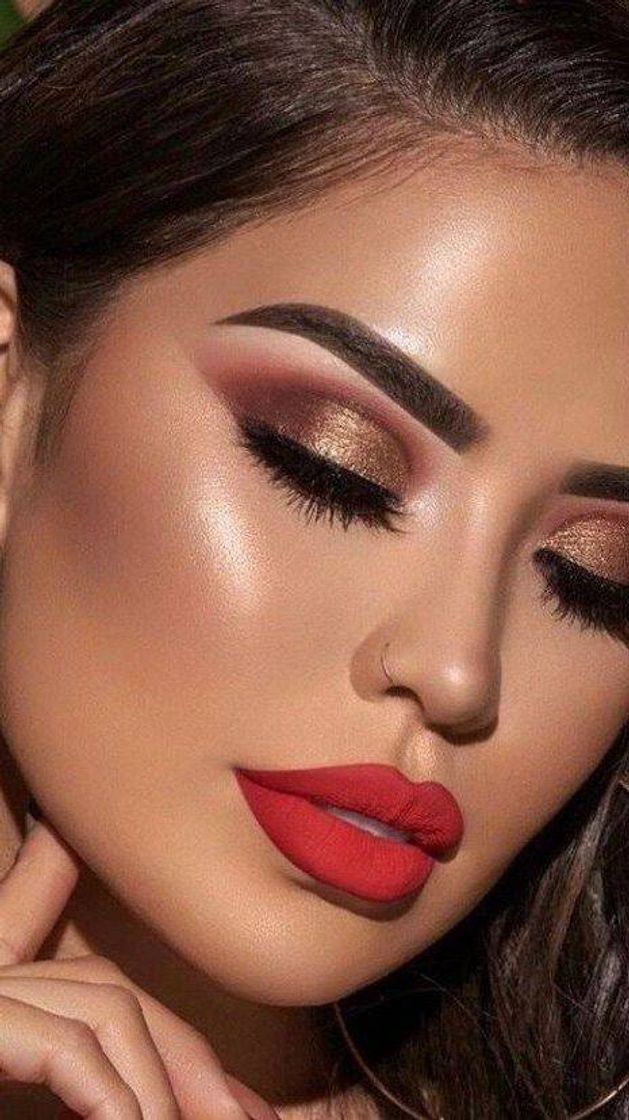 Moda Glam Makeup