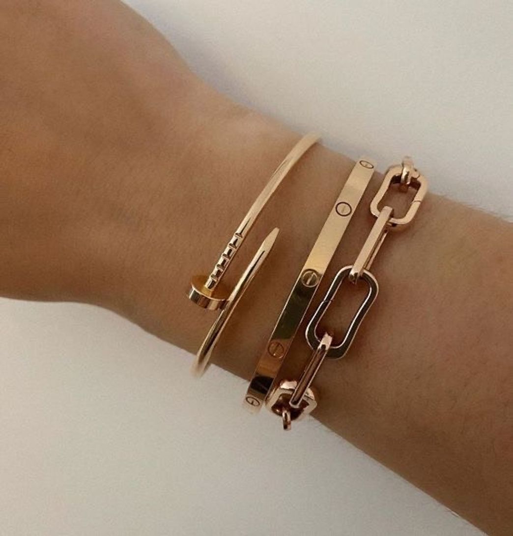 Moda Gold bracelets