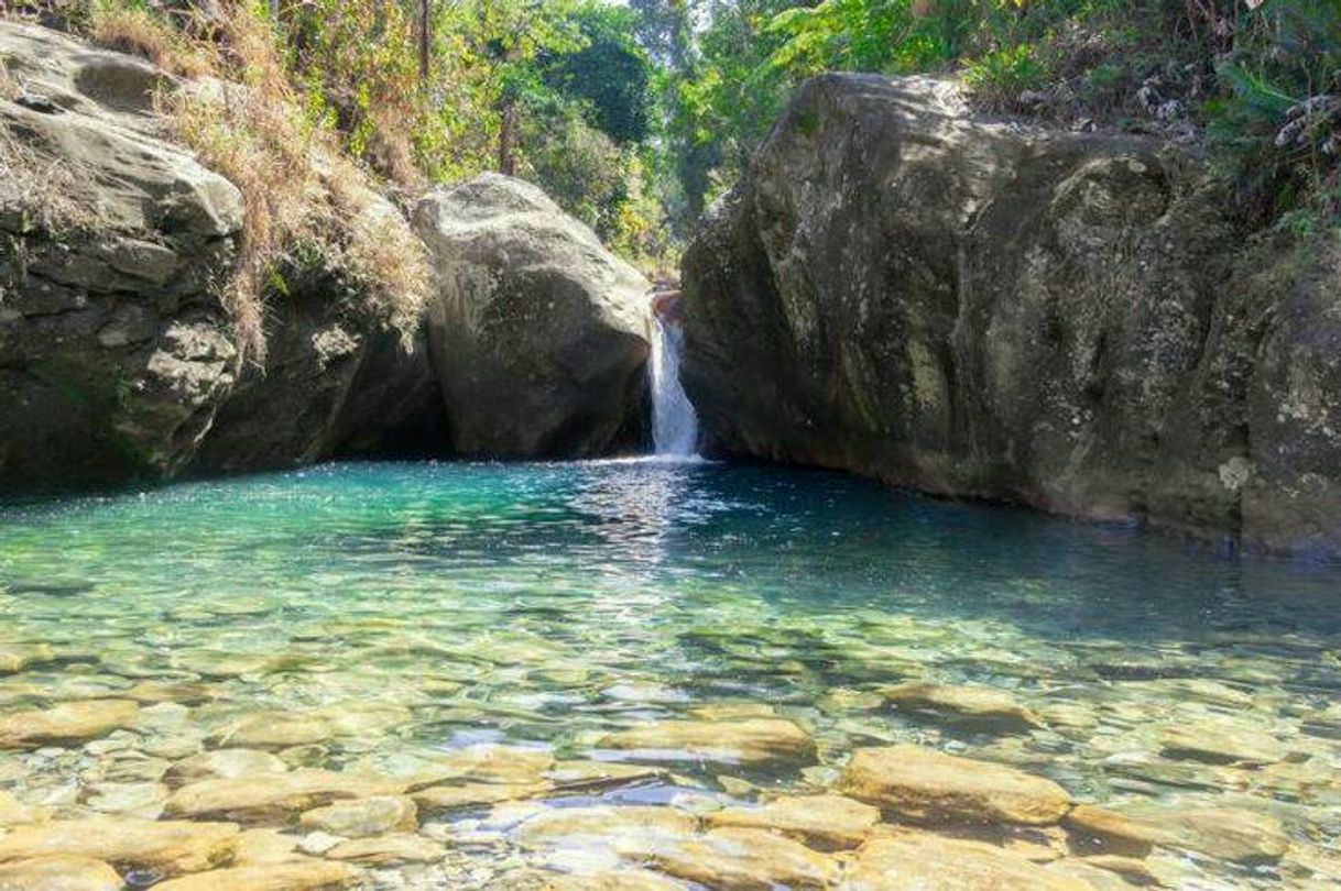 Moda Cachoeira com piscina natural em lavrinhas🏞🛣