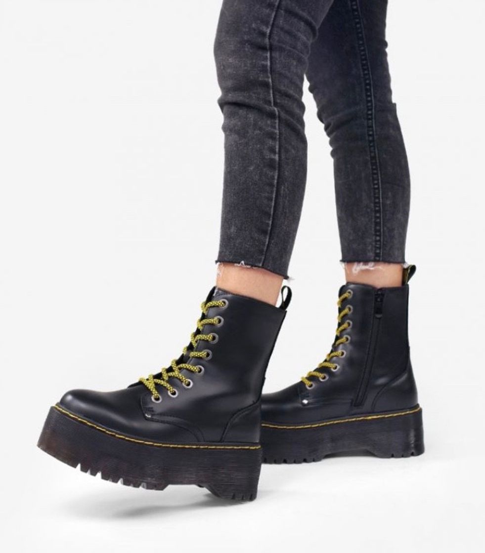 Bota negra plataforma XXL