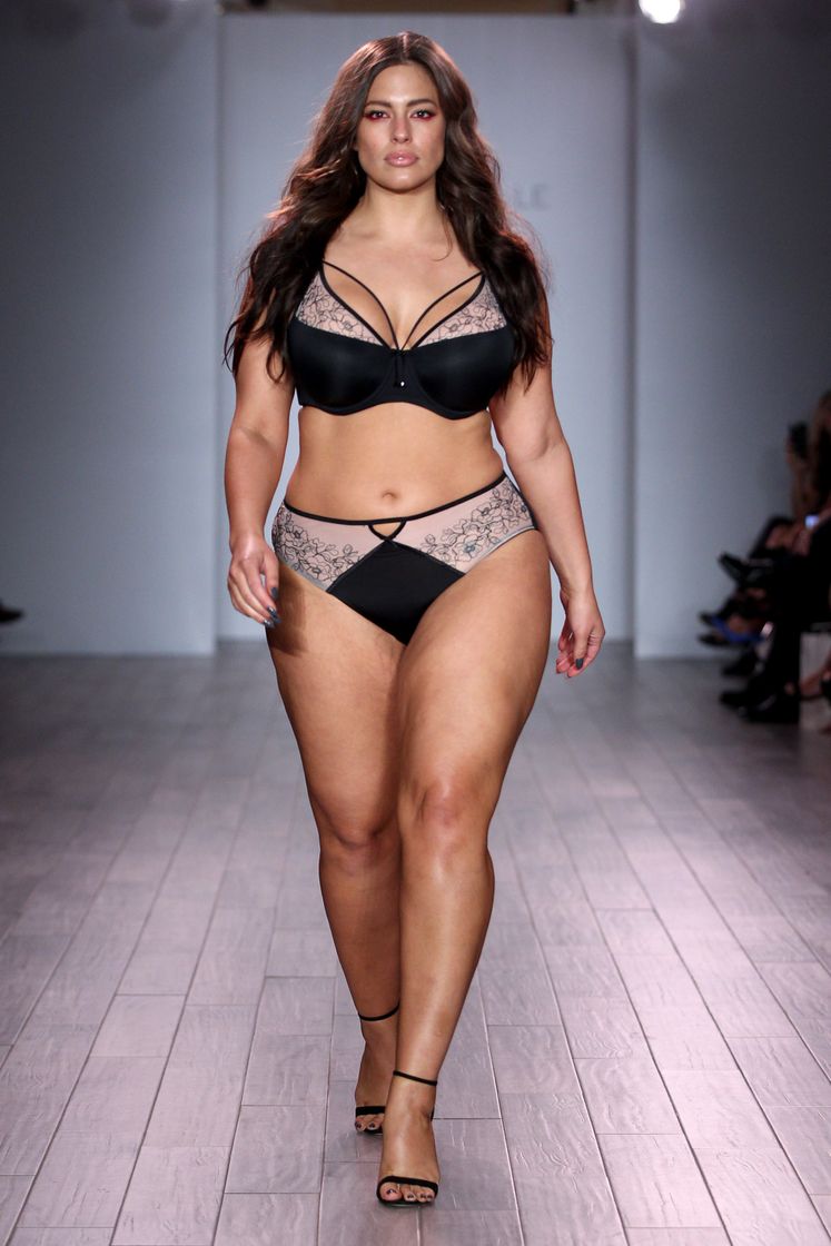 Social Ashley Graham