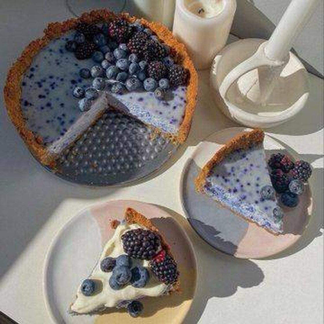 Fashion blueberry pie