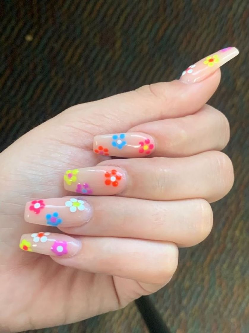 Moda Spring Nails