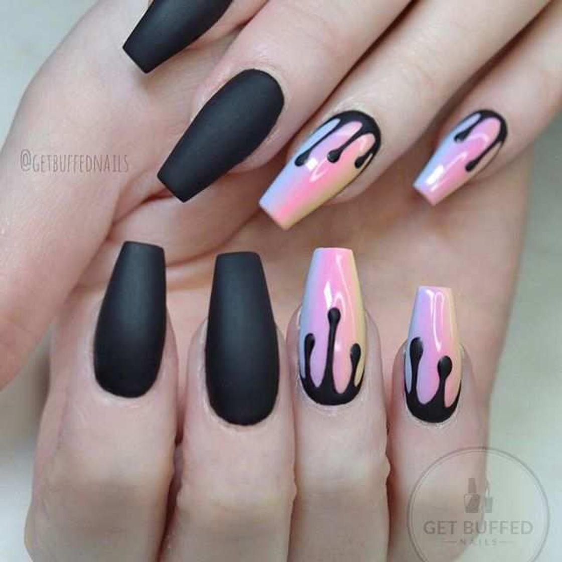 Fashion Diseño de uñas negro y rosa 🌹 