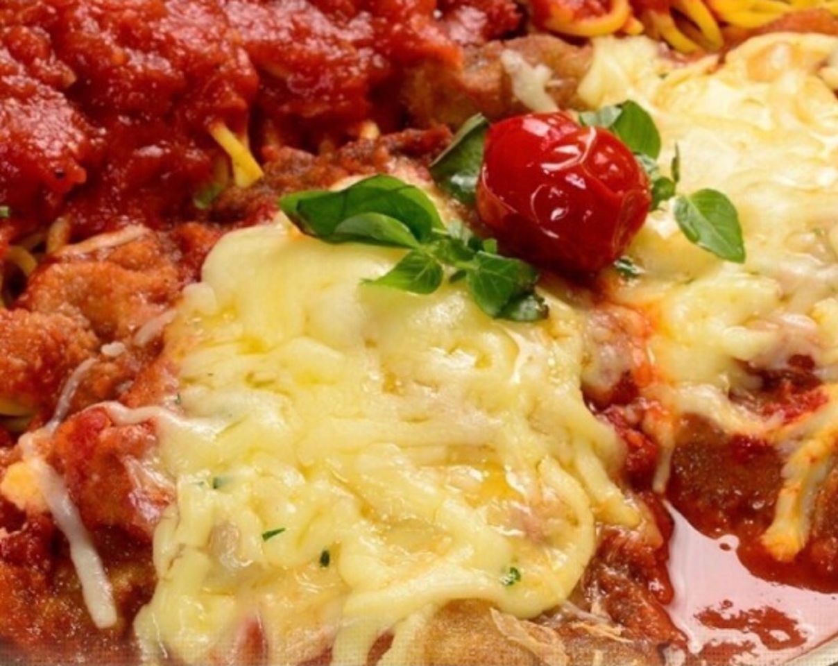 Restaurantes Famiglia Muccini Italian Restaurant