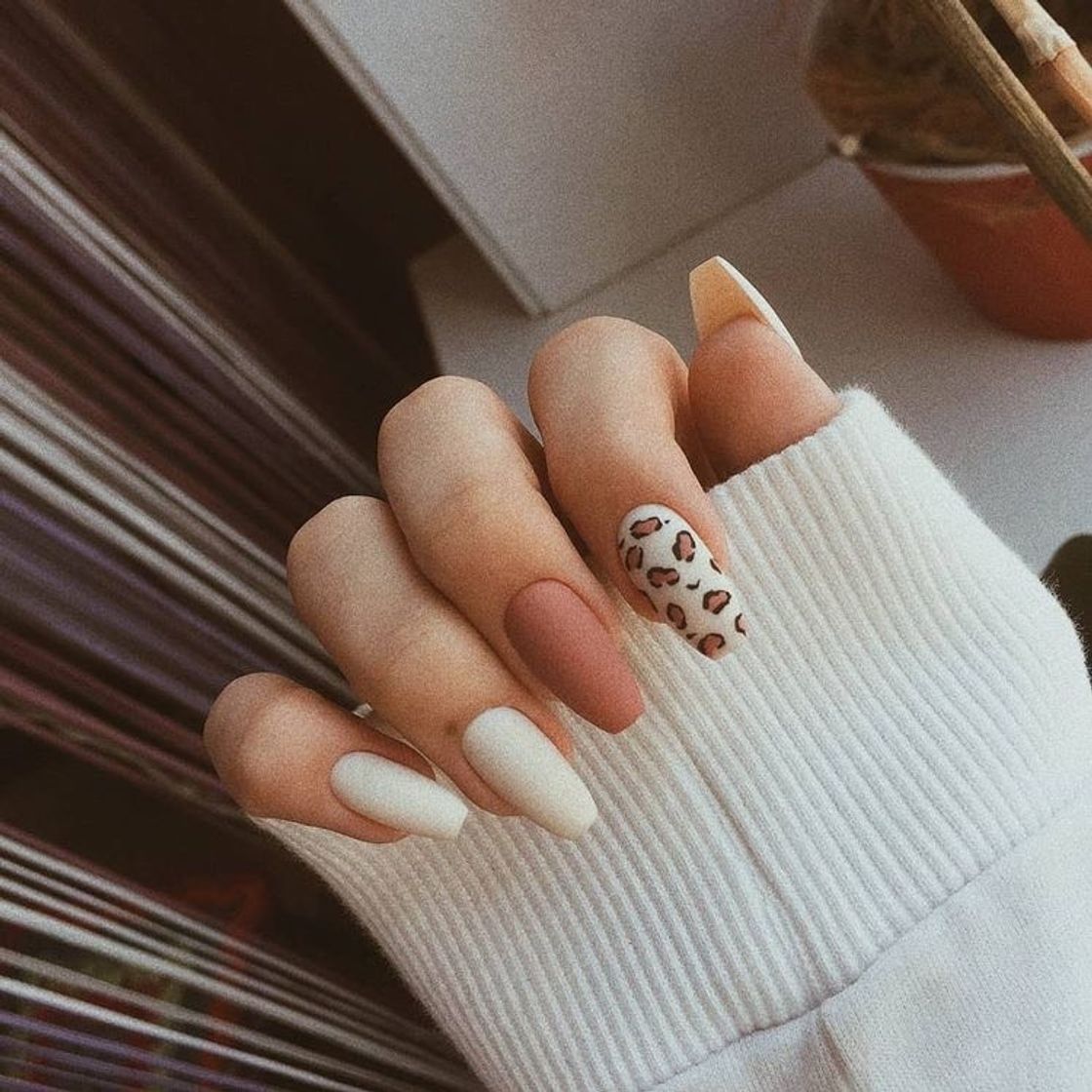 Fashion Basic Nails 