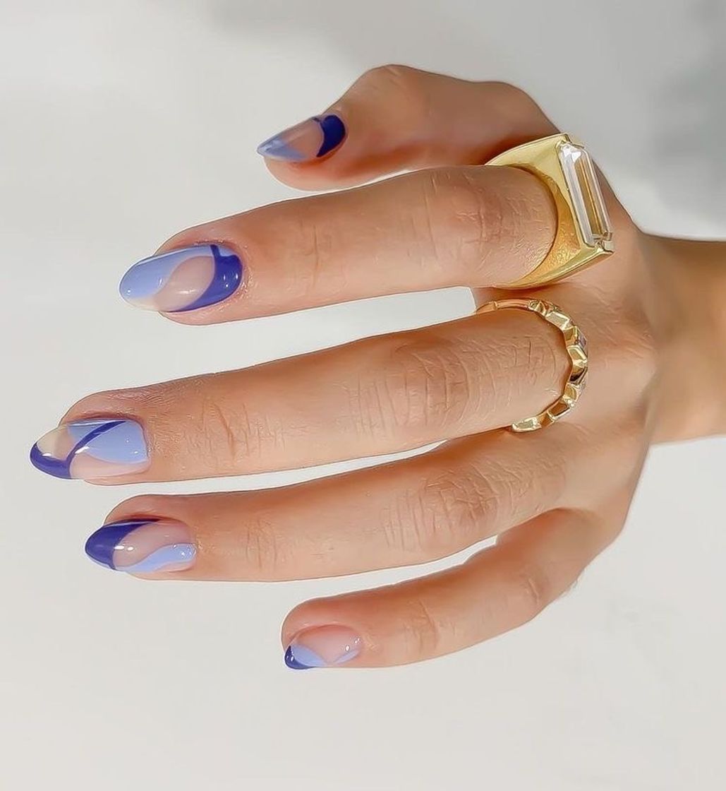 Moda Blue Nails