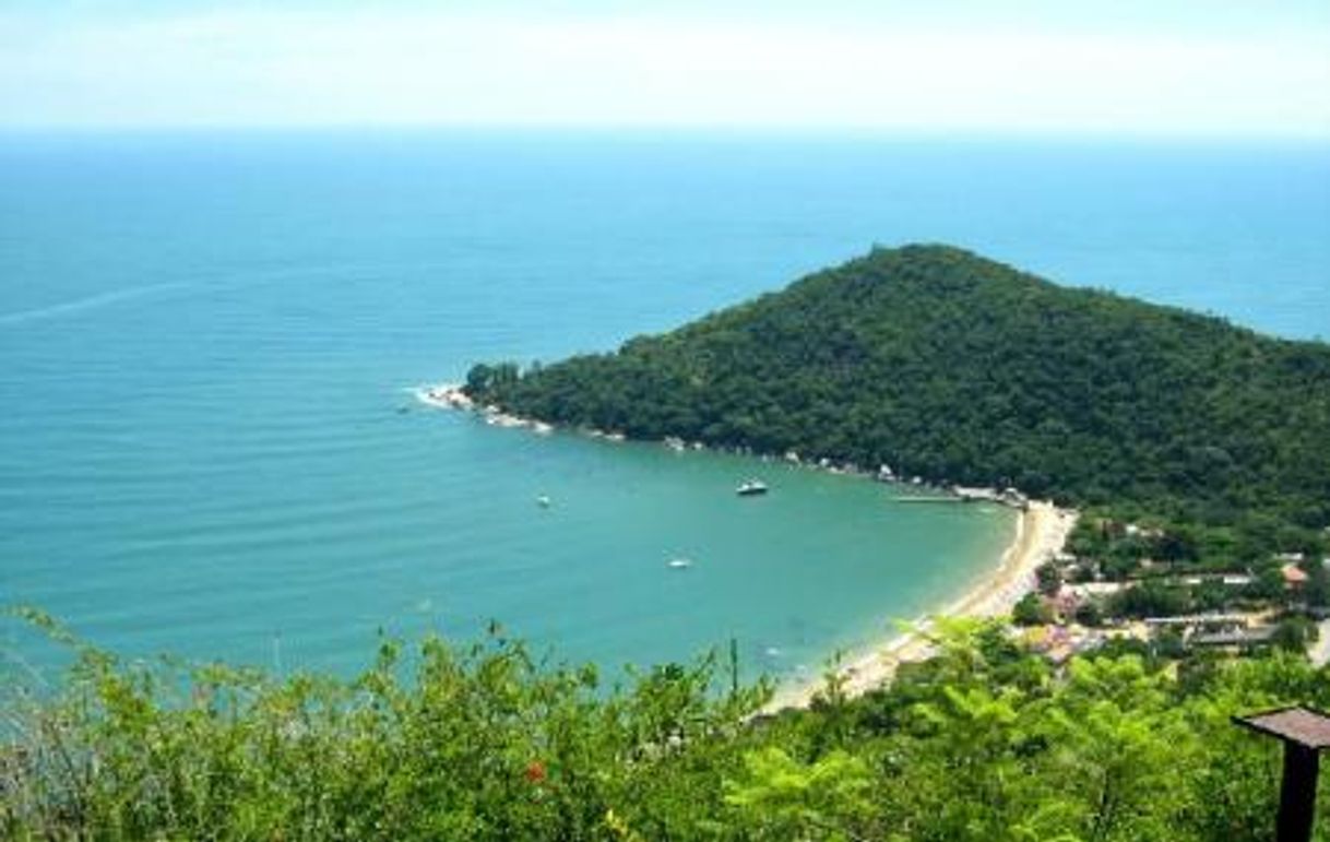 Lugar Praia das Laranjeiras