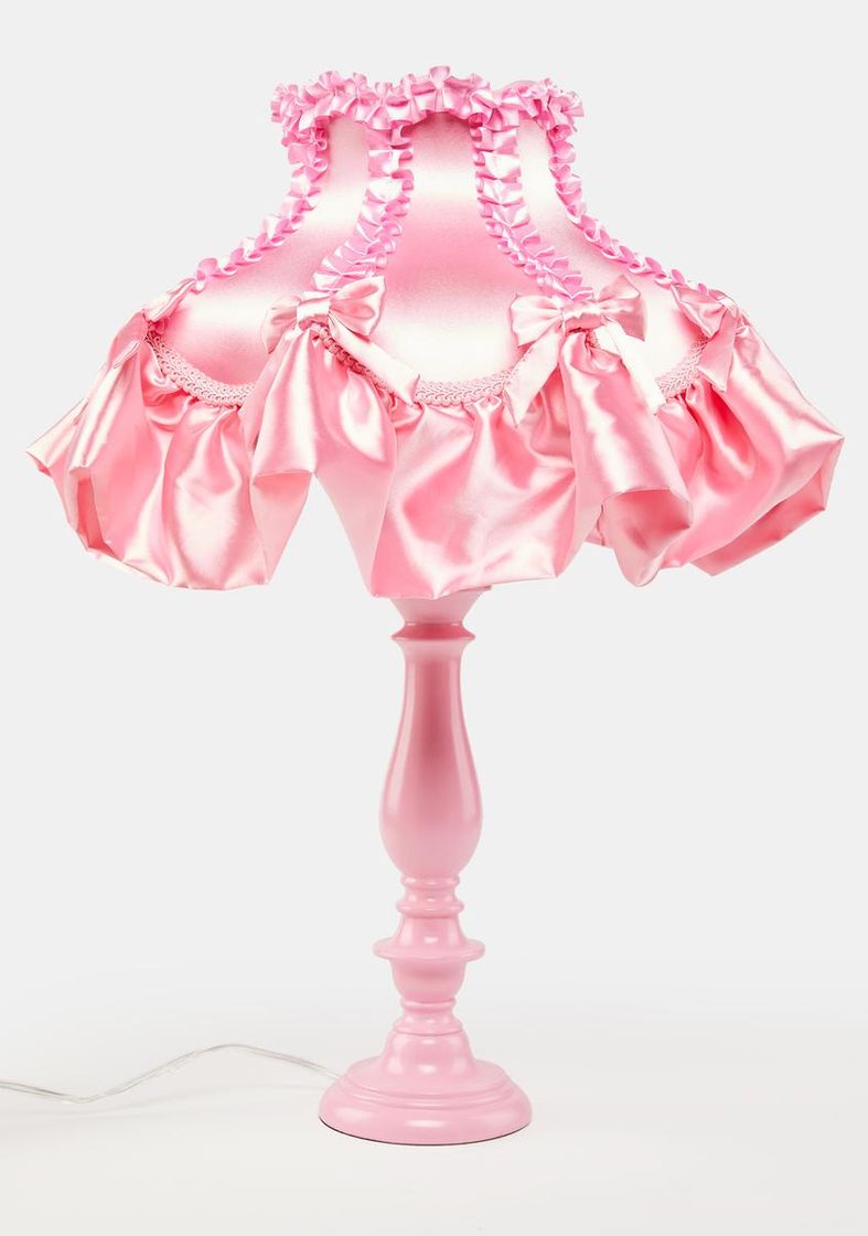 Fashion Heiress Vives Ruffle Lamp 