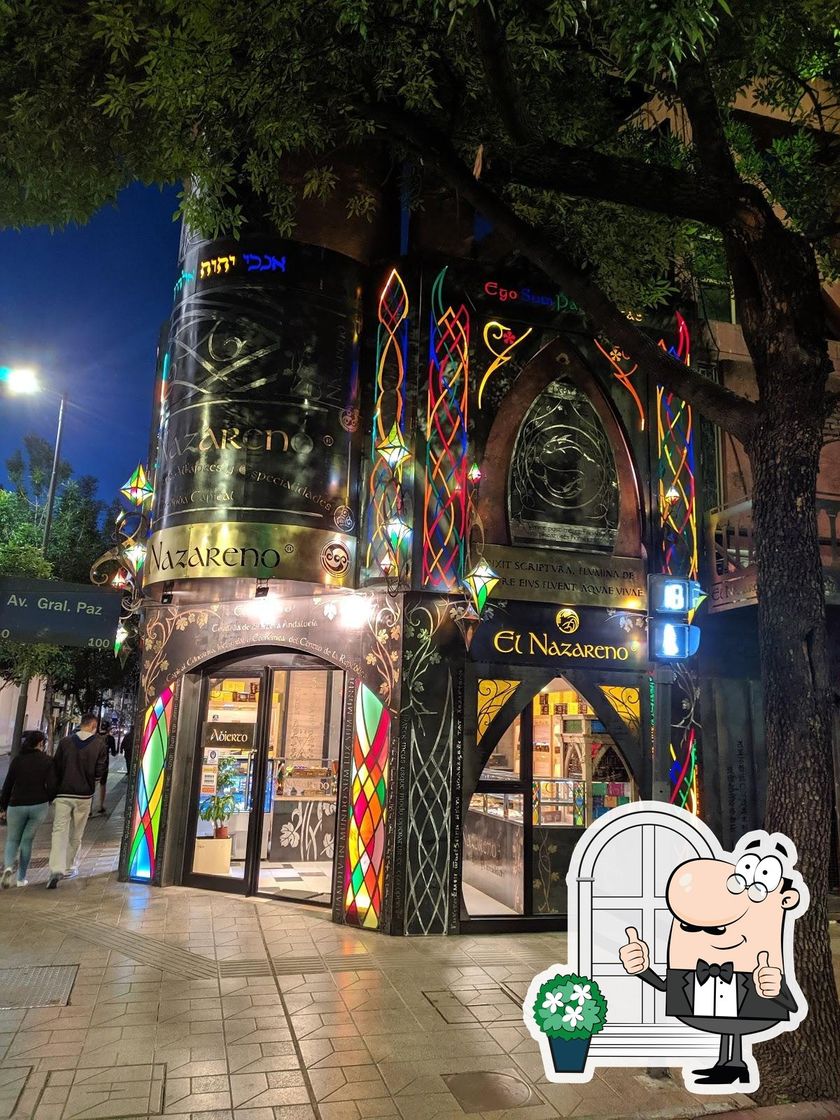 Place El Nazareno: Fabrica Familiar de Alfajores y Especialidades