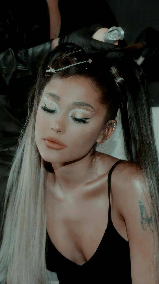 Fashion Wallpapers Ariana Grande 