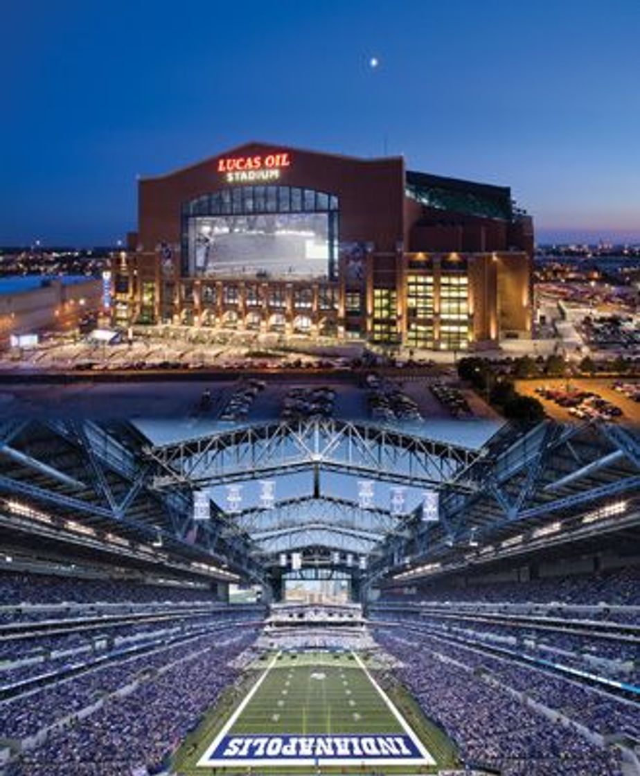 Place Lucas Oil Stadium