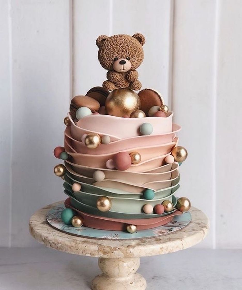 Moda teddy bear cake