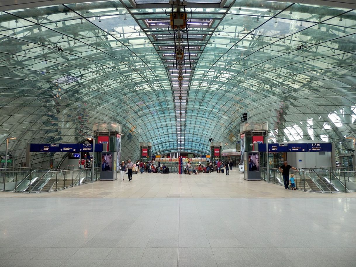 Lugar Frankfurt Airport (FRA)