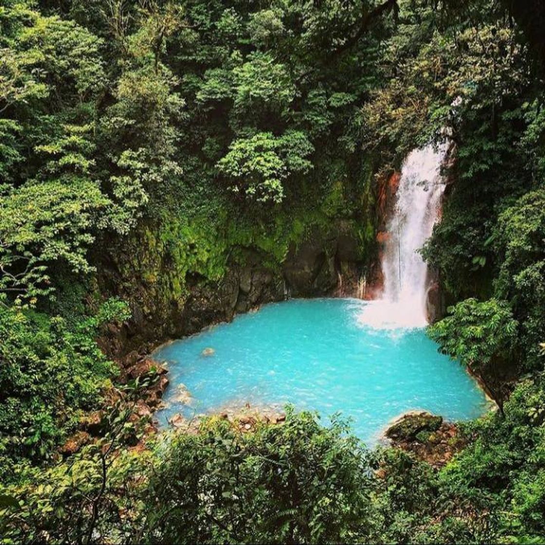 Moda Costa Rica- Rio celeste 