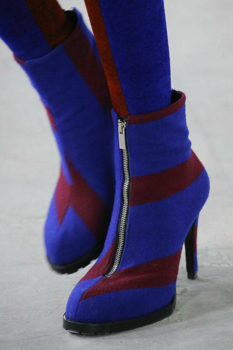 Social Bota azul e vermelha