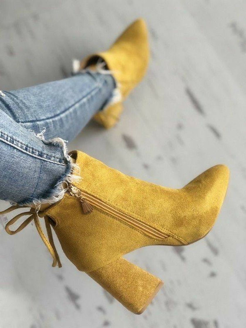 Social Bota camurça amarela