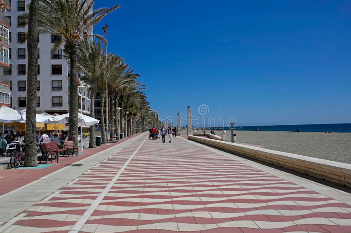 Lugar Paseo Marítimo Carmen de Burgos