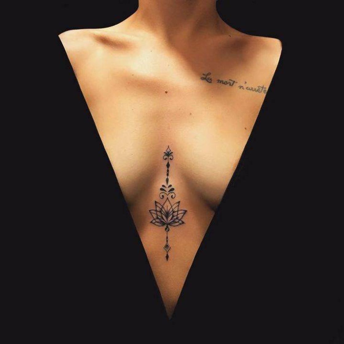 Social Tattoo feminina 