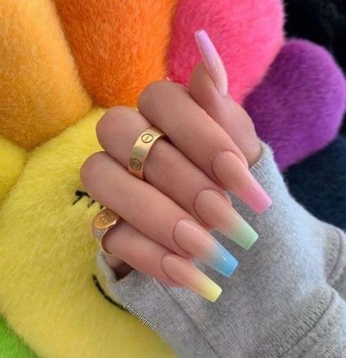 Nails coloridas 🌈🦄