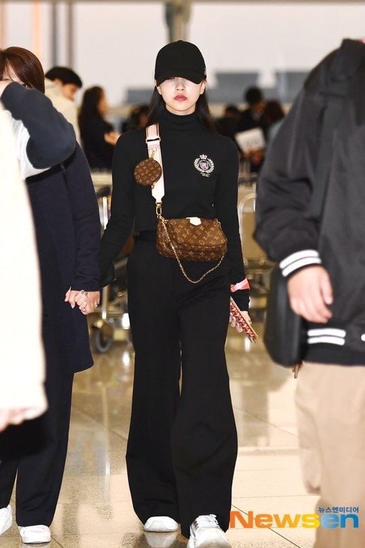 Moda Twice Mina outfit