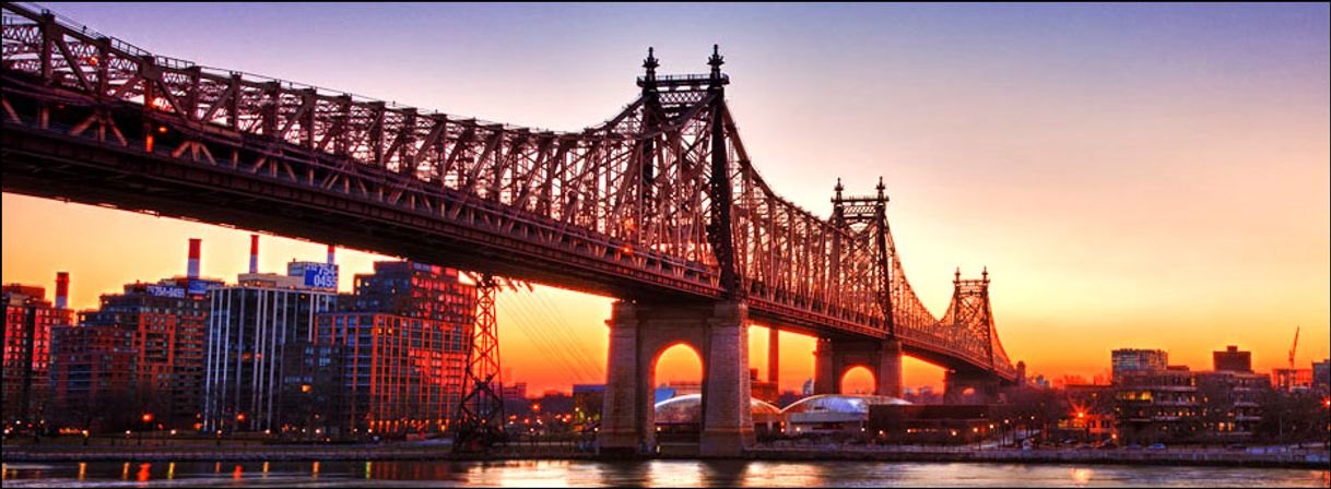 Place Manhattan Bridge