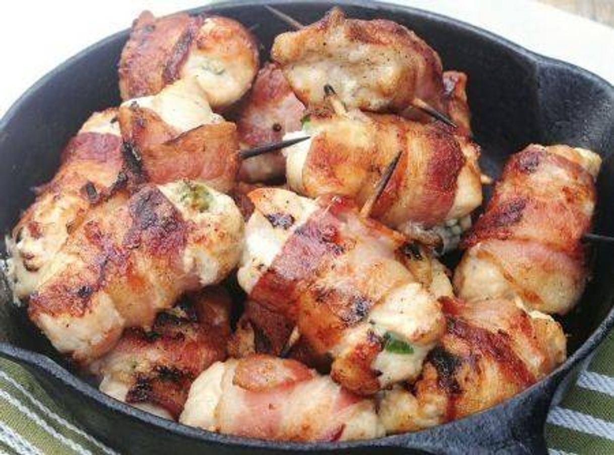 Filé de Frango Enrolado com Mussarela e Bacon