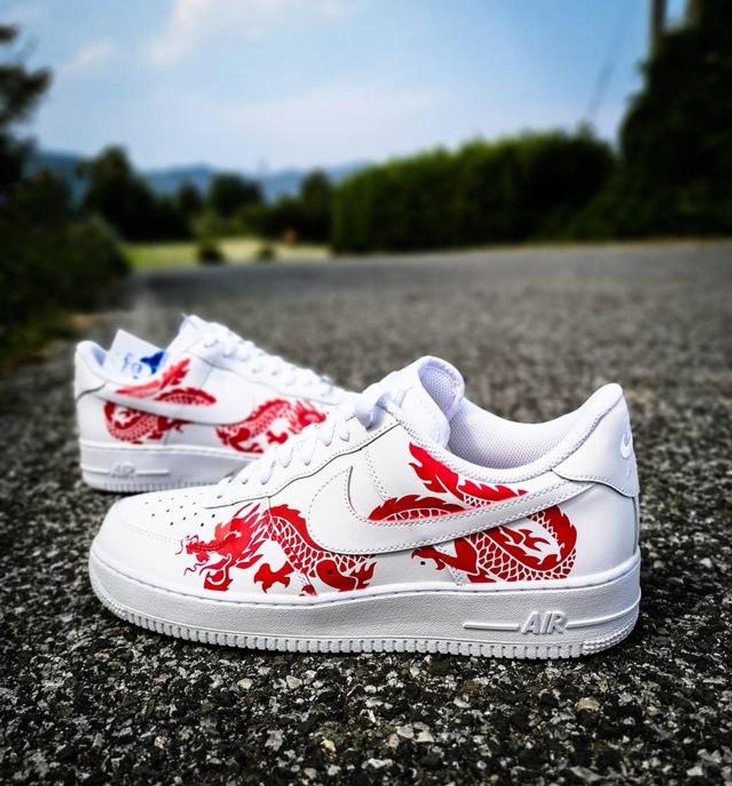 Producto Nike Air Force 1 Red dragon