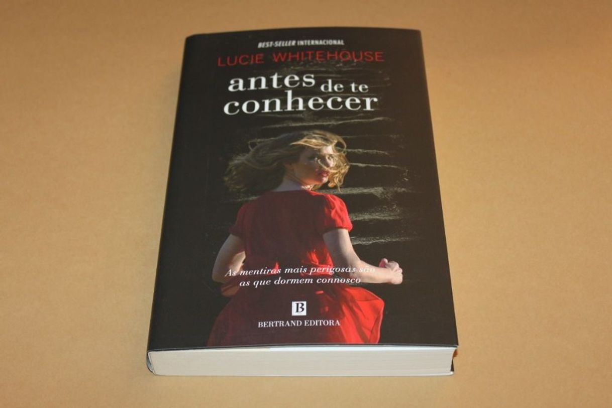 Book Antes de te Conhecer, Lucie Whitehouse - Bertrand Editora