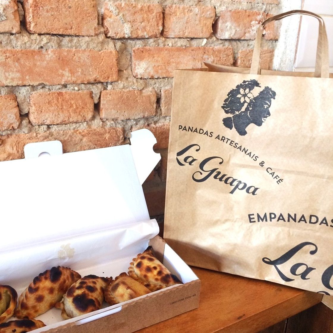 Restaurants La Guapa - Empanadas Artesanais e Café
