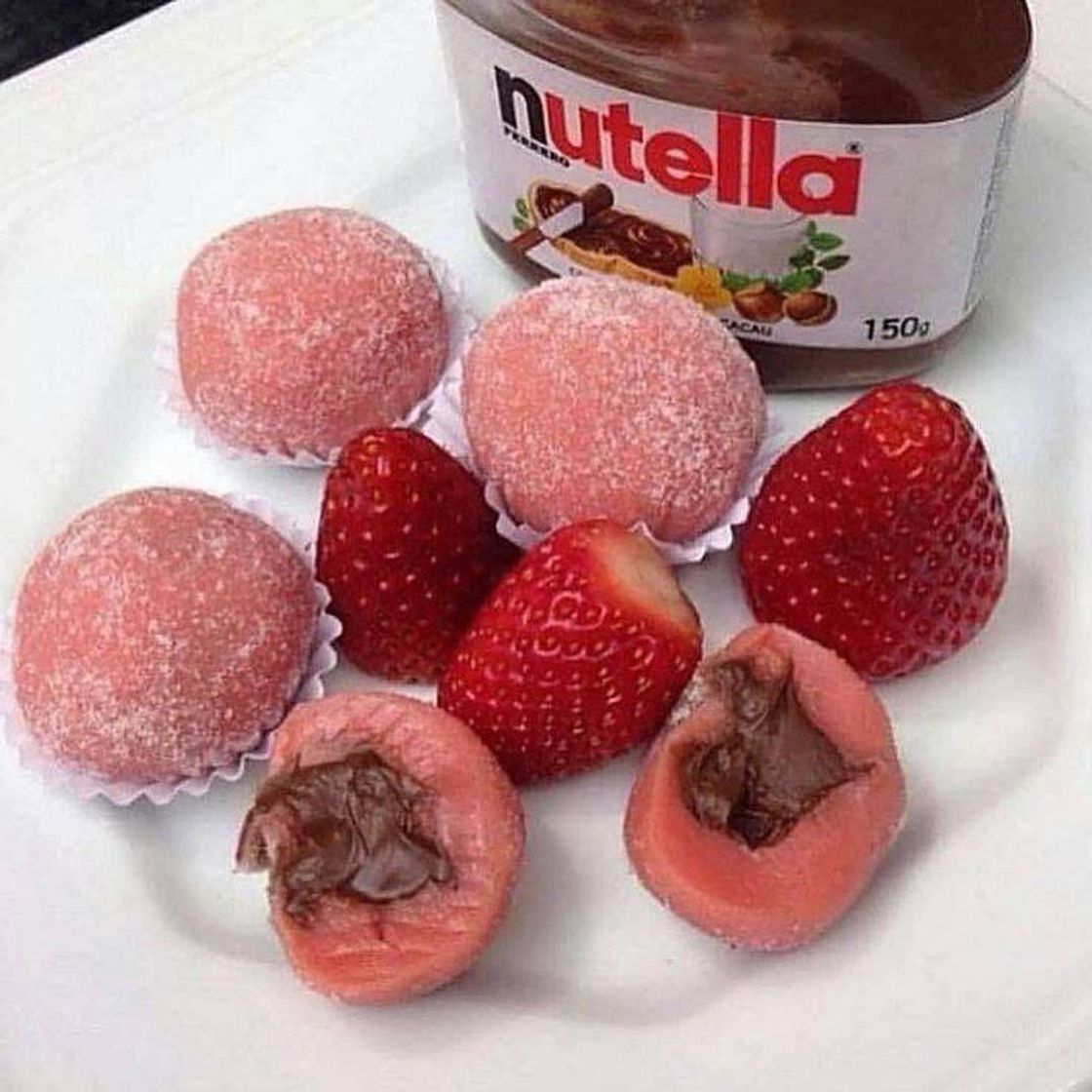 Social Brigadeiro de Nutella com morango 🍓