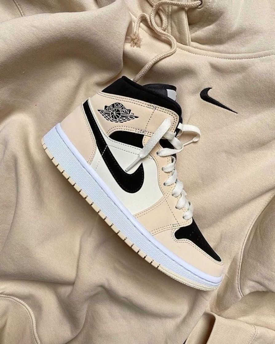 Moda air Jordan creme 🤎