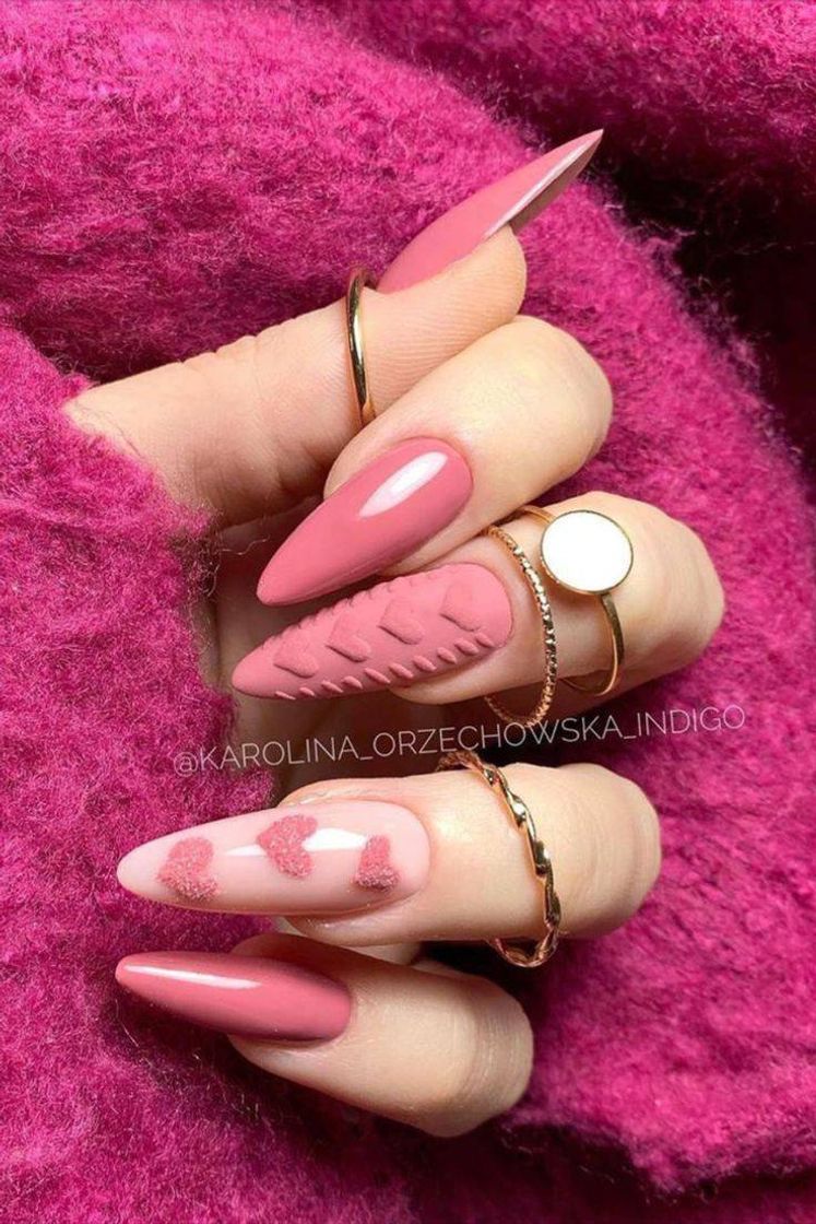 Fashion Unhas de corações 💖