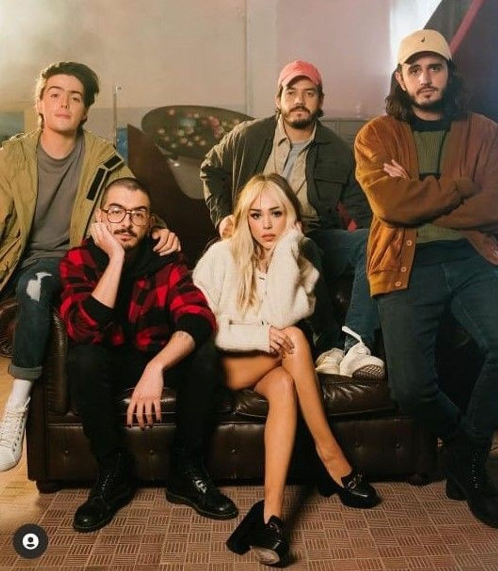 Music Morat, Danna Paola - Idiota - YouTube