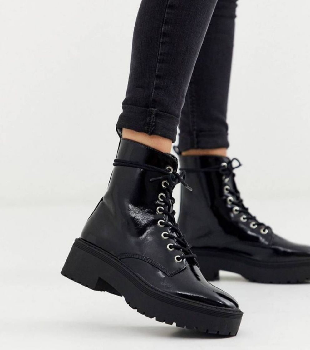 Social Botas Negras