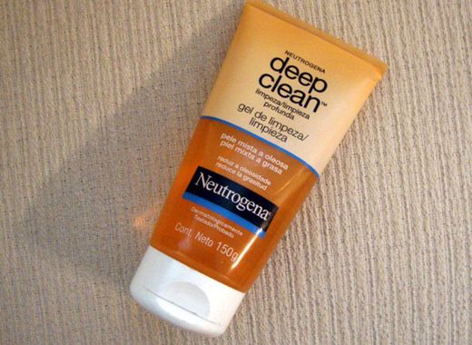 Gel de Limpeza Profunda Deep Clean, Neutrogena, 150g

