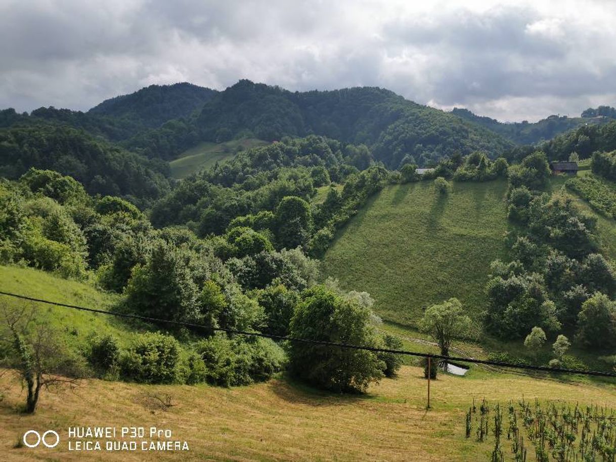 Lugar Zalužje