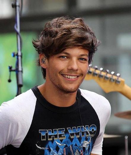 LOUIS TOMLINSON