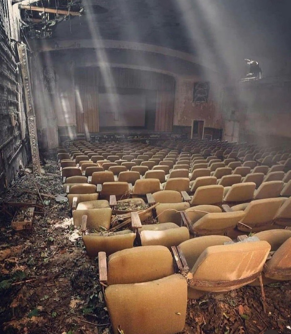 Place Teatro Abandonado 