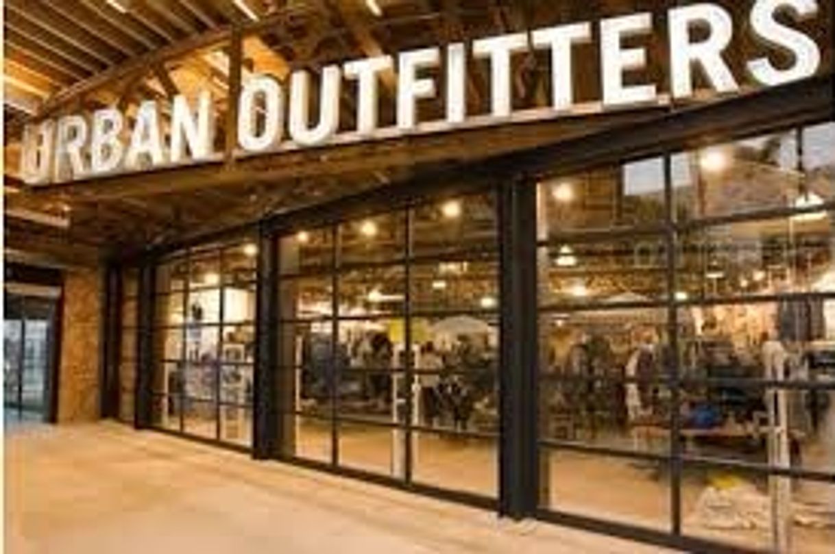 Moda Urban Outfitters