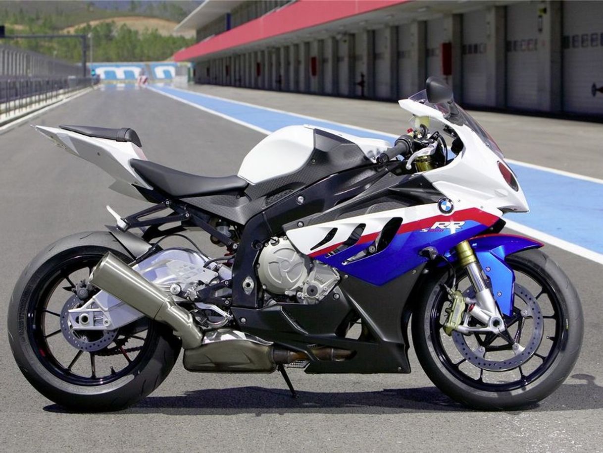 Social BMW R1000