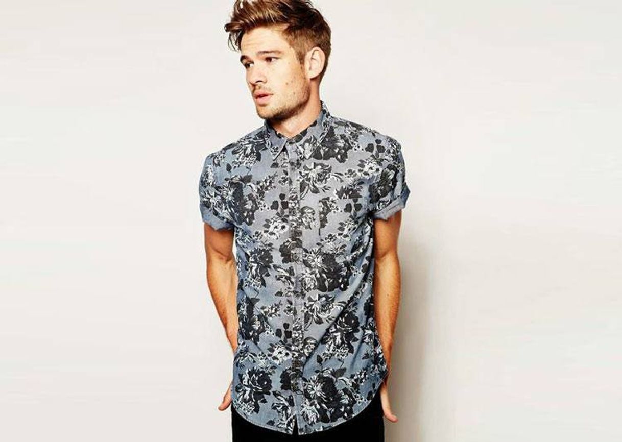 Social Dicas para usar camisa estampada 