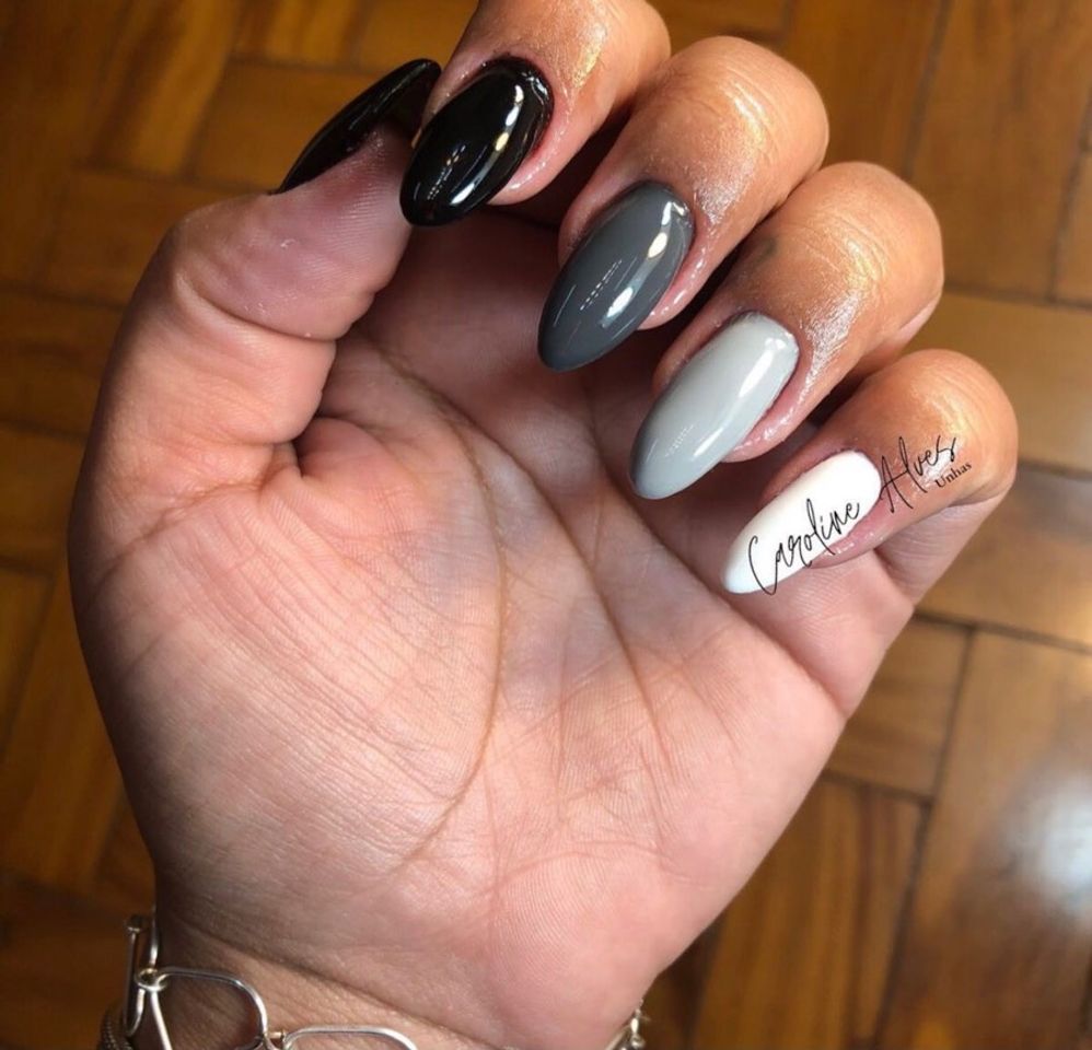 Moda Unhas carolinealves