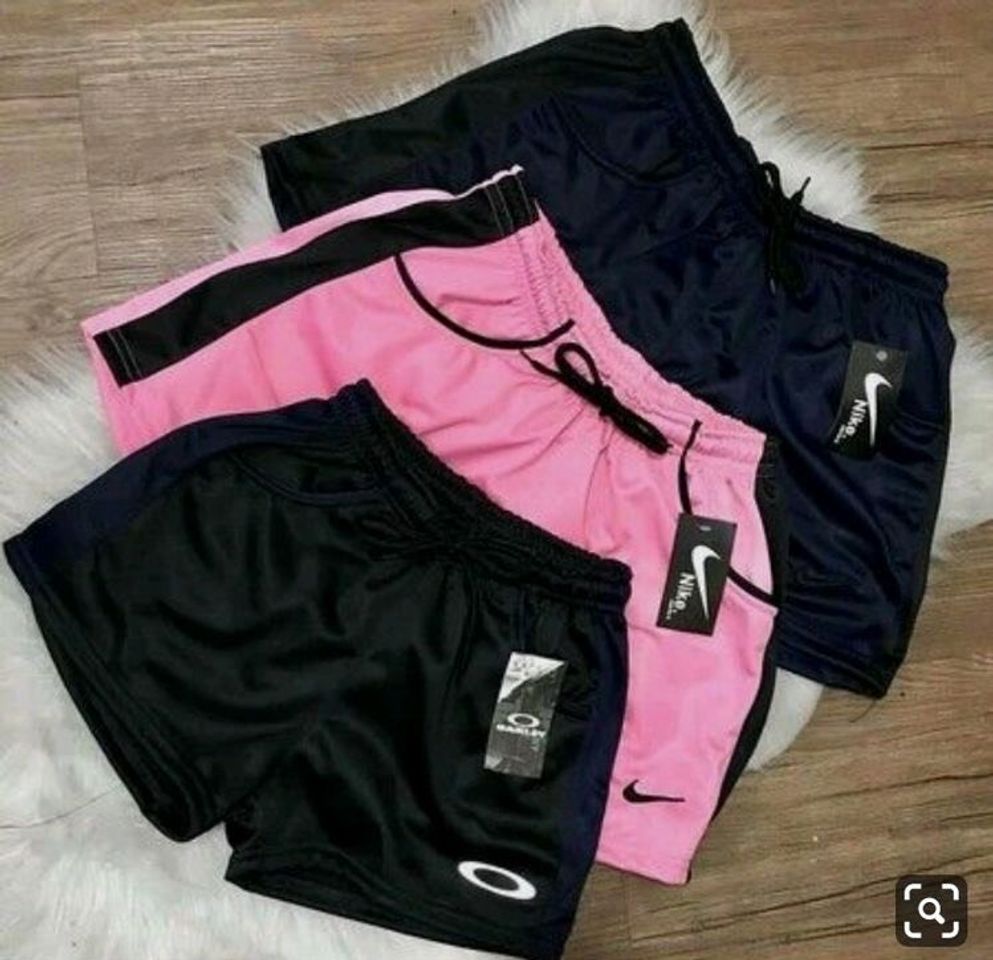 Fashion 🖤💗🤍