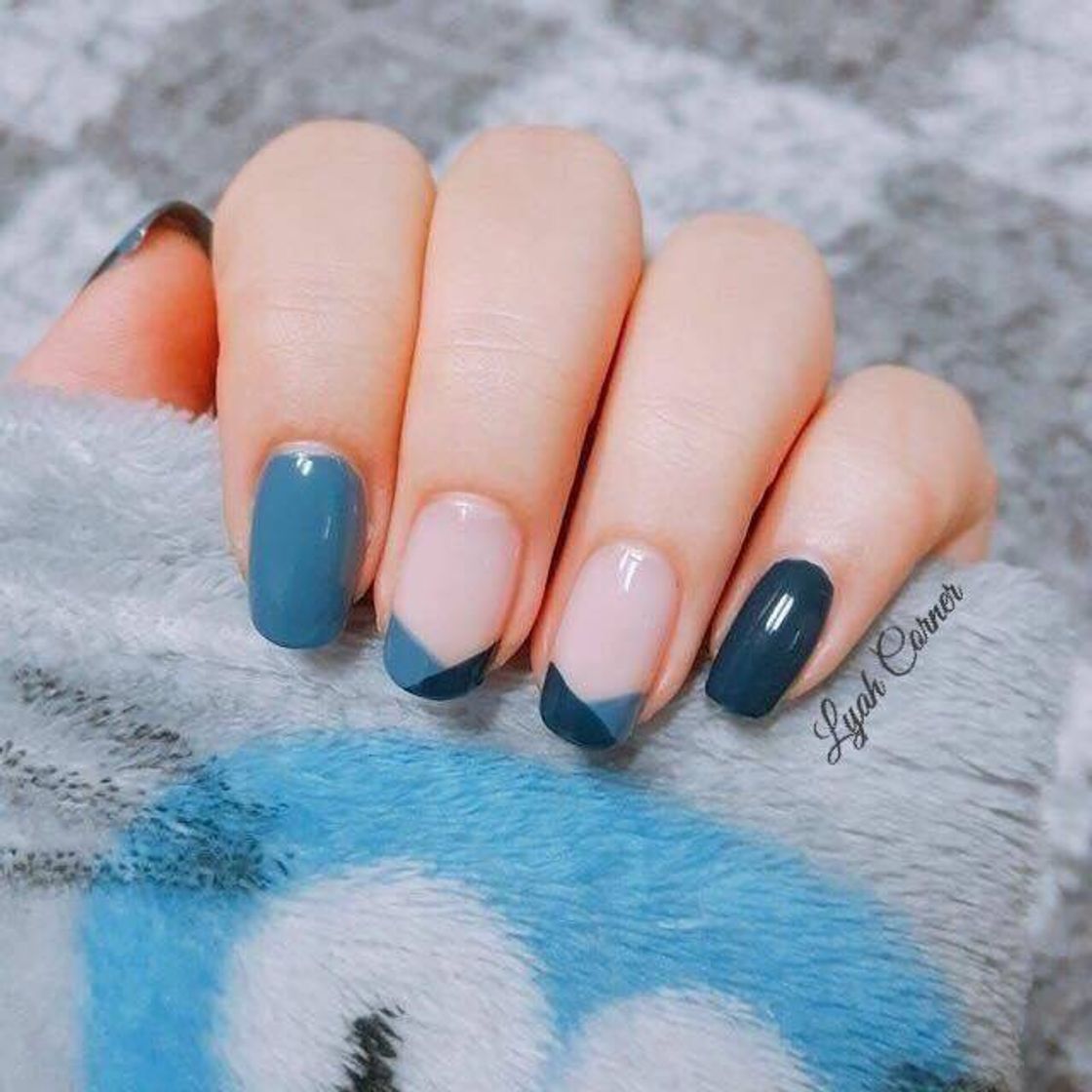 Moda blue nails 💙