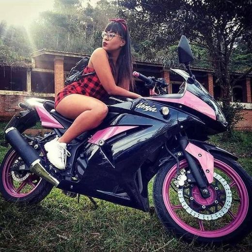 Moto linda Não acha