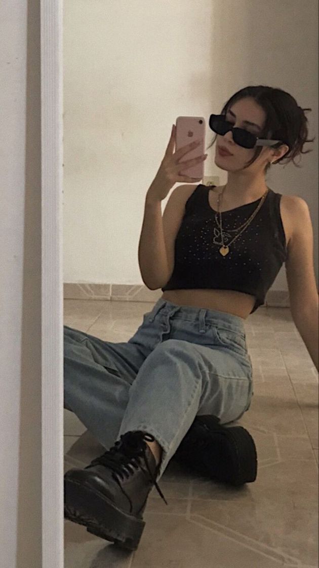 Social ᴏᴜᴛғɪᴛ