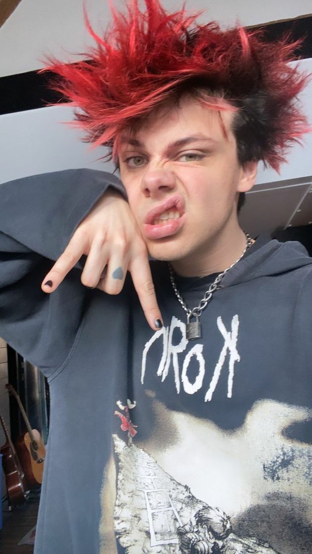 Social wallpaper yungblud